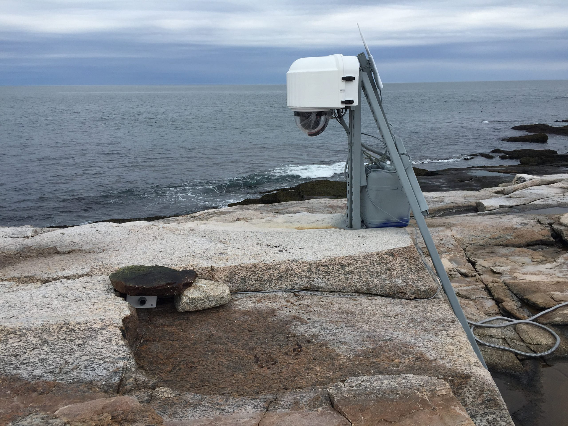 XClear Self-Cleaning Enclosure System Installed on Seal Island in Rockland Maine Overlooking Puffins 